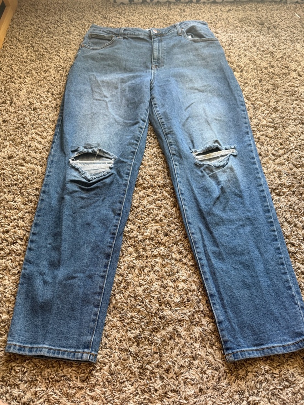 Celebrity Pink Women's Straight Leg Distressed Blue Jeans